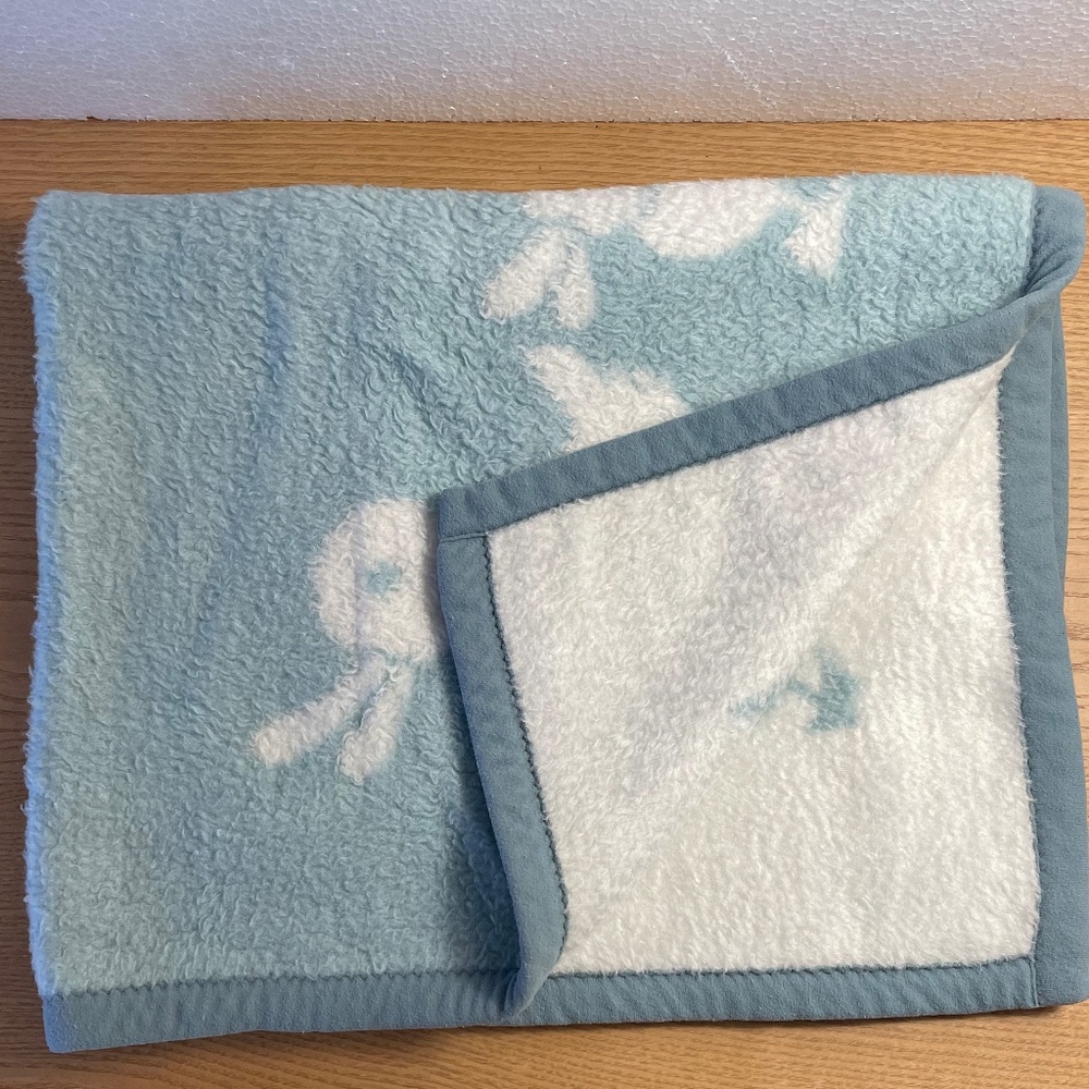 Vtg Carters Crib Baby Blanket Blue w Ducks Ducklings & Mama Soft Lovey 28” x 36”